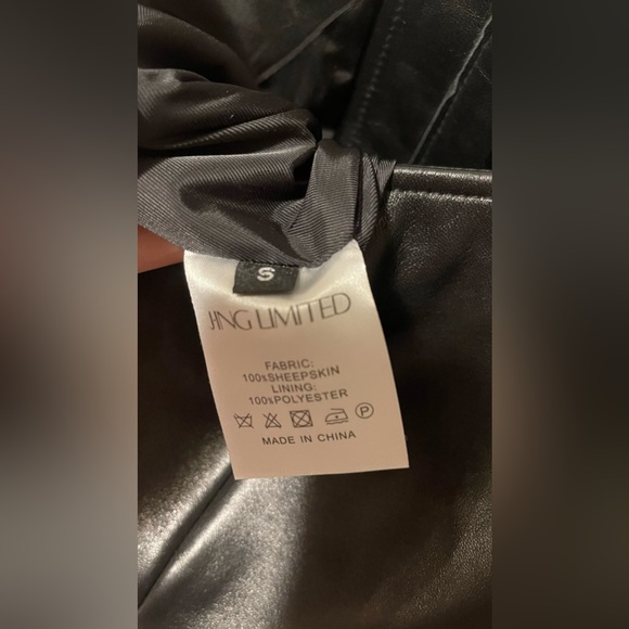 Euc genuine leather mini skirt size S - Picture 6 of 11